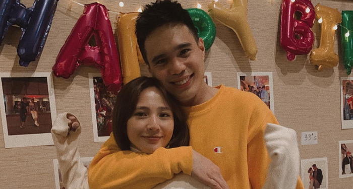 從《超級星光大道》以亞軍佳績正式出道的梁文音,出道前就已經小有名氣。她的歌聲既溫暖又又張力,曾在《我愛黑澀會》中的「尋找巴冷公主選拔」比賽中打敗眾多原住民歌手,不但榮獲冠軍,還獲得與王力宏在萬人演唱會上和唱《巴冷公主》一曲。 梁文音與同是虔誠基督教徒的老公張念平於2016年結婚,但梁文音婚後2年曾透露過其實自己十分不適應「人妻」這個身份,多次與老公爆吵,而本月13日更傳出了兩人已「離婚」的消息,讓許多粉絲措手不及。