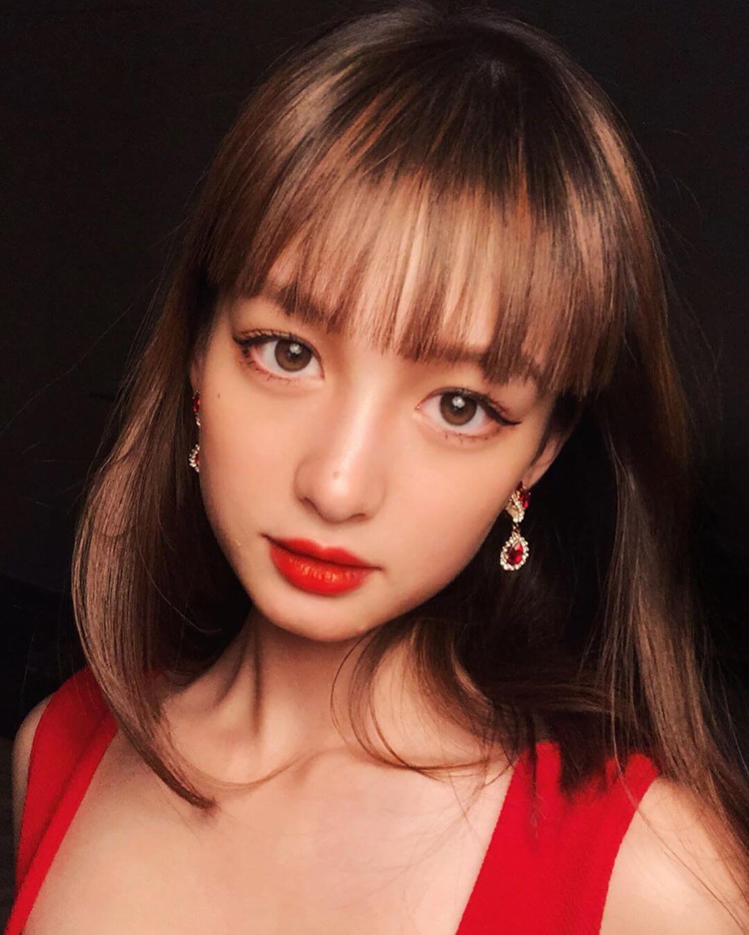 曾暗酸歐陽娜娜臉大！網紅「近照曝光」　「長相突變」嚇歪網！