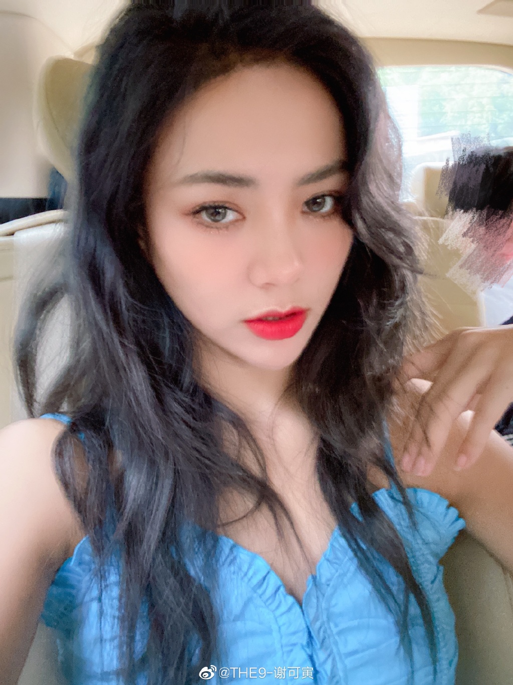 時尚真難懂！THE9謝可寅「雜誌照曝光」　網崩潰：好像老十歲