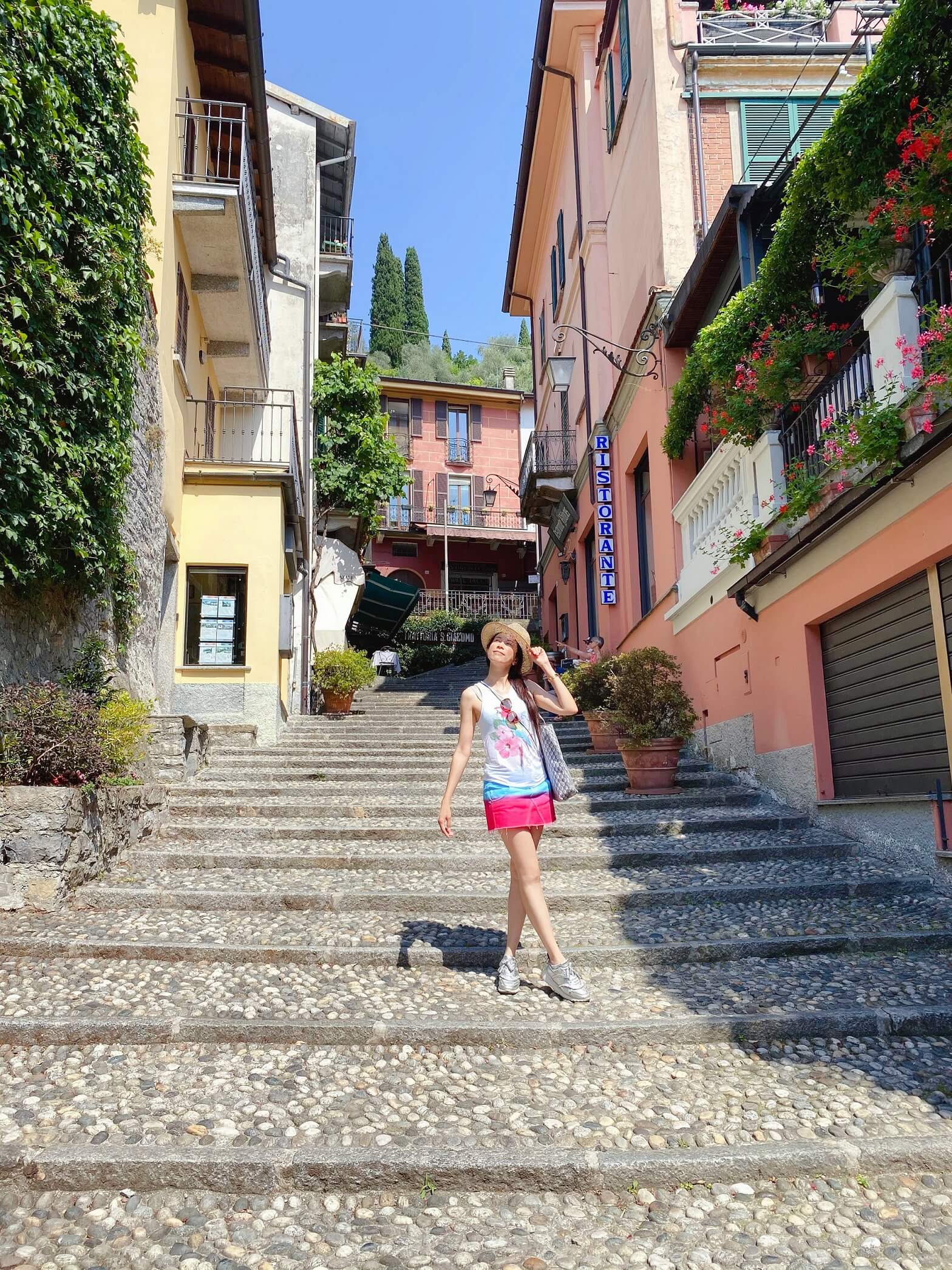 莫文蔚「罕見同框老公放閃」！心繫全球疫情：收益捐演藝圈同行