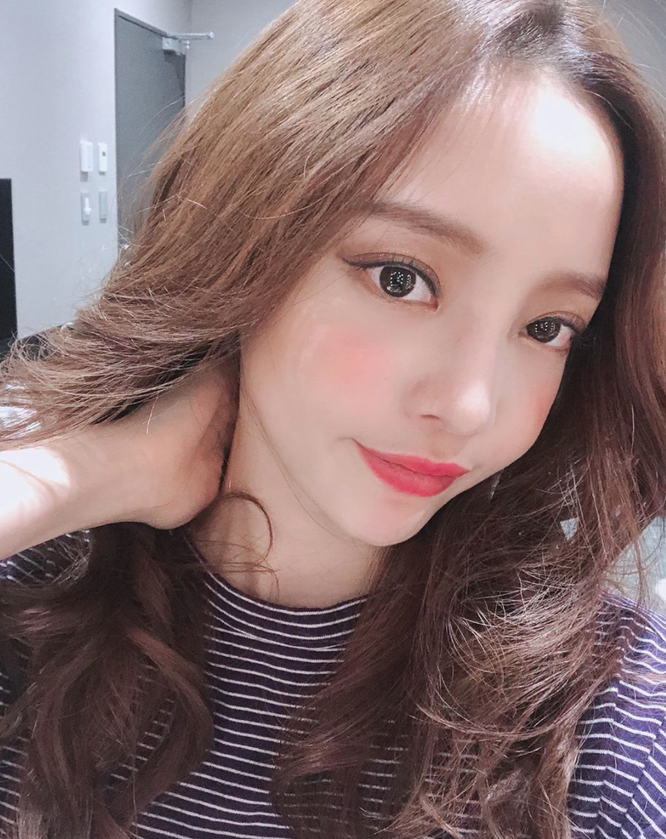 具荷拉生前日記內容曝光 字字控訴生母：如果要丟下我幹嘛生我 