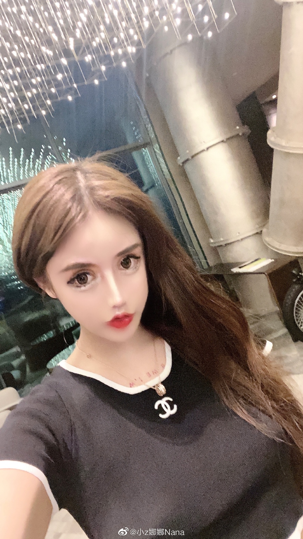 3年整形100次!16歲網紅「進軍演藝圈」 網酸:才藝就是臉嚇人