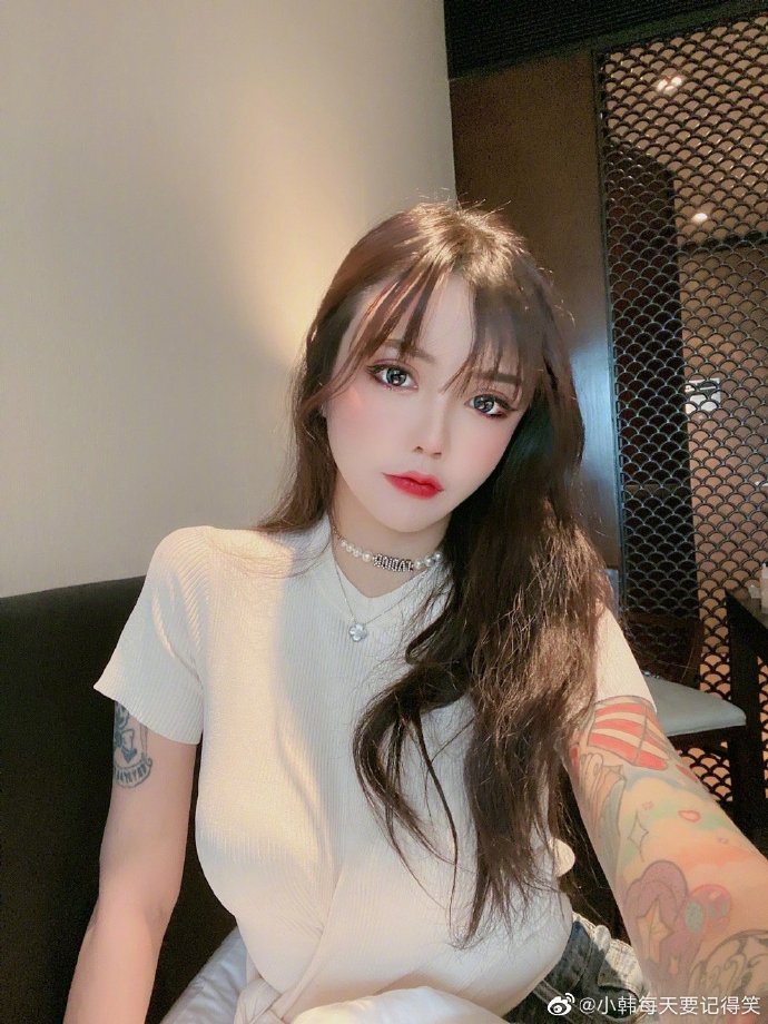 第35次整形！百萬網紅「整到快沒鼻孔」　網嚇歪：確定還能呼吸？