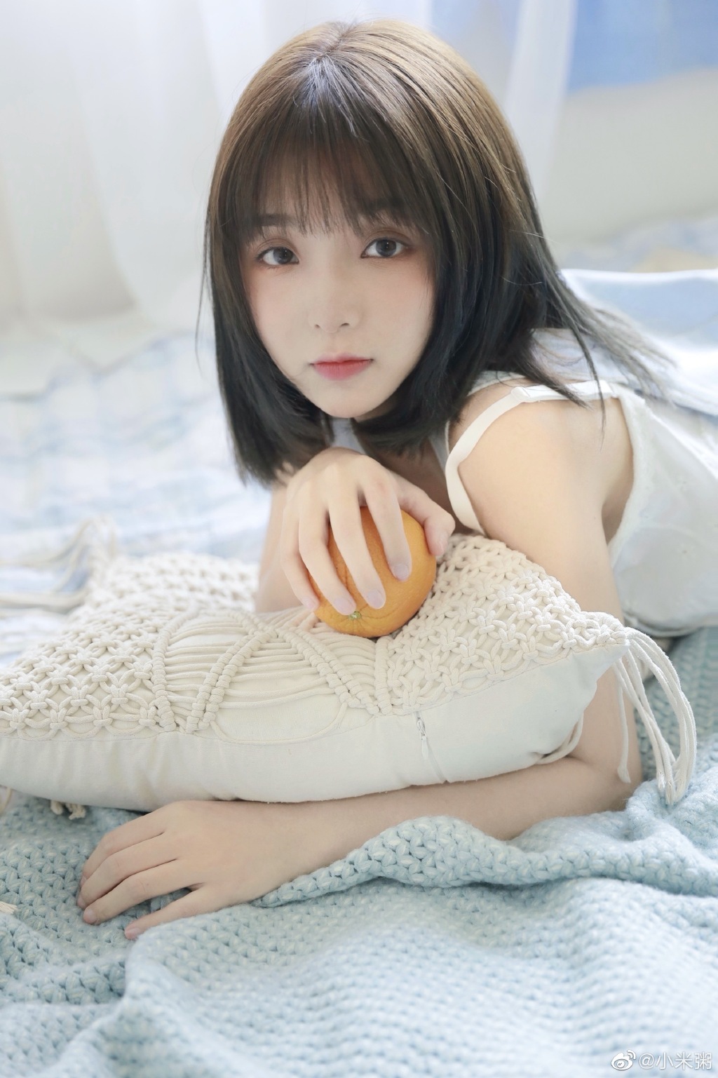 太尷尬!實況正妹「高空彈跳」嚇爆 「地上一灘水」網傻眼:失禁?