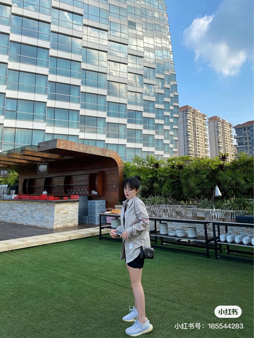 騙很大！超正網紅「XS變XXXL」真實身材曝光　網全嚇歪：根本邪術！