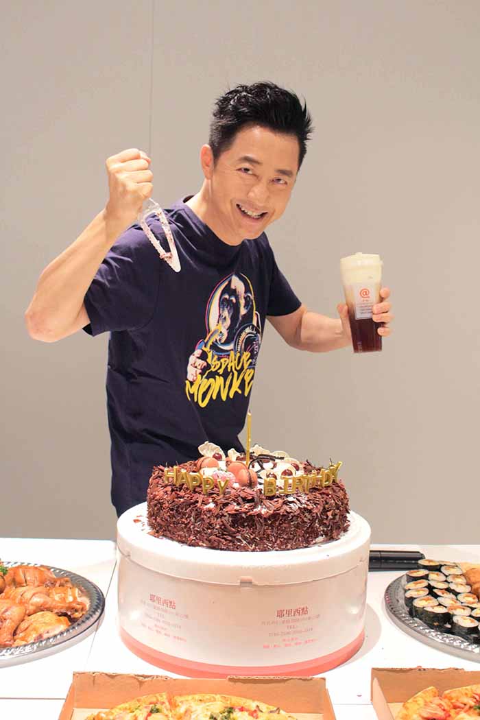 庾澄慶「開心歡慶生日」 願望曝光:希望音樂劇明年能演出!