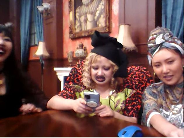 華莎挨批種族歧視！MAMAMOO「塗黑臉」再被翻出　網：已經不是第一次