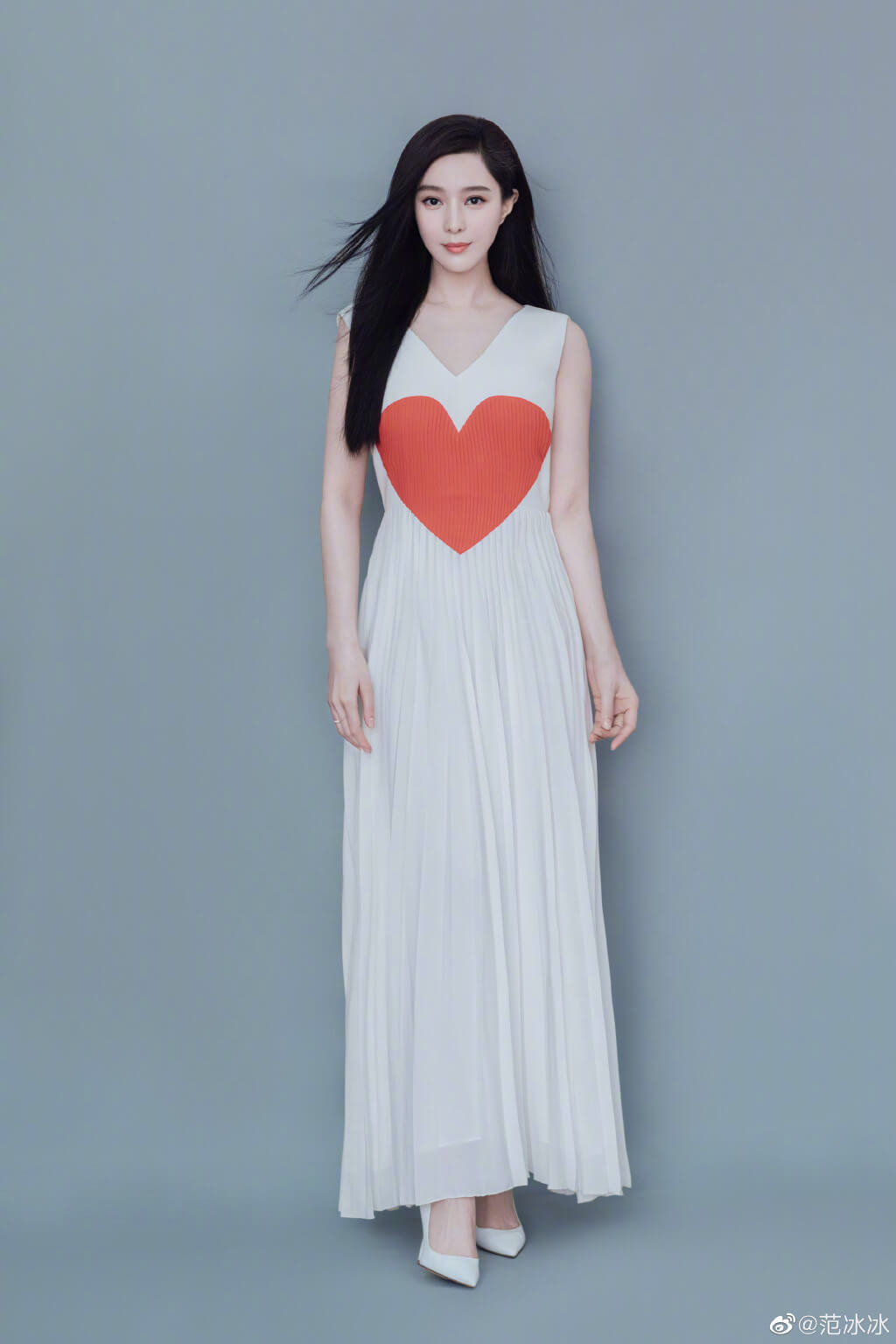 分手一年終鬆口!范冰冰自曝「和李晨分手心情」:曾半夜爆哭