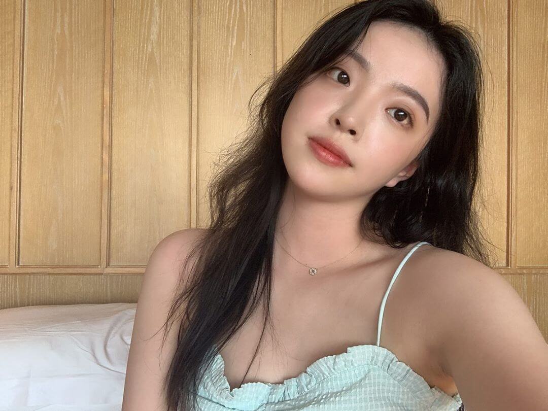 曾爆力挺閨蜜「插刀歐陽娜娜」！「華誼千金」疑似認愛　黑歷史全翻出！