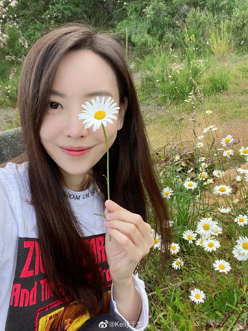 從爆紅到消失！〈體面〉于文文「近況曝光」　網：經歷了什麼？