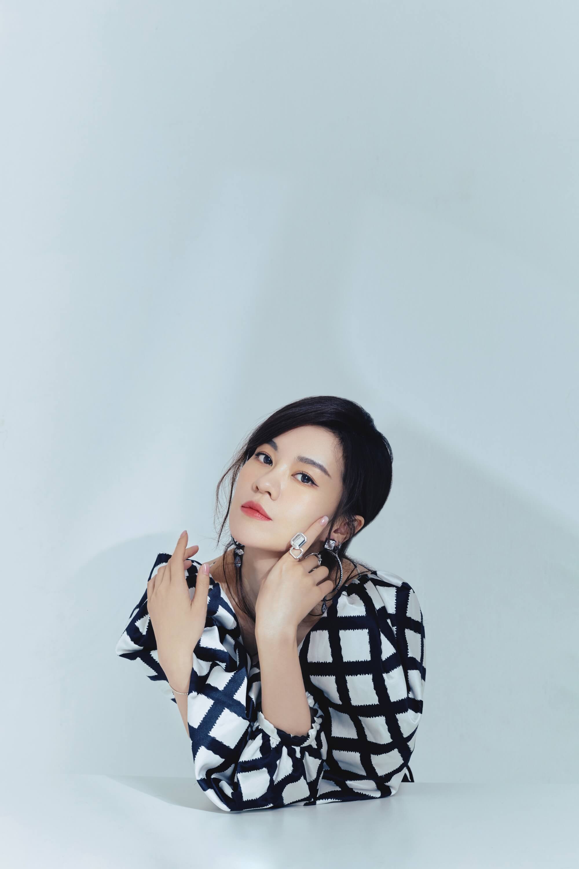 郁可唯「短髮熱褲打醉拳」超霸氣！新歌唱出對人生與愛的態度