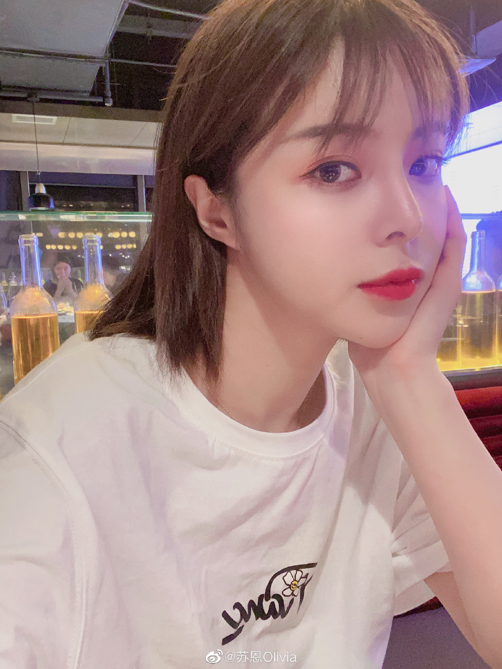 私密物品大公開！正妹直播主曝光「超凌亂空間」　網嚇歪：也太誇張