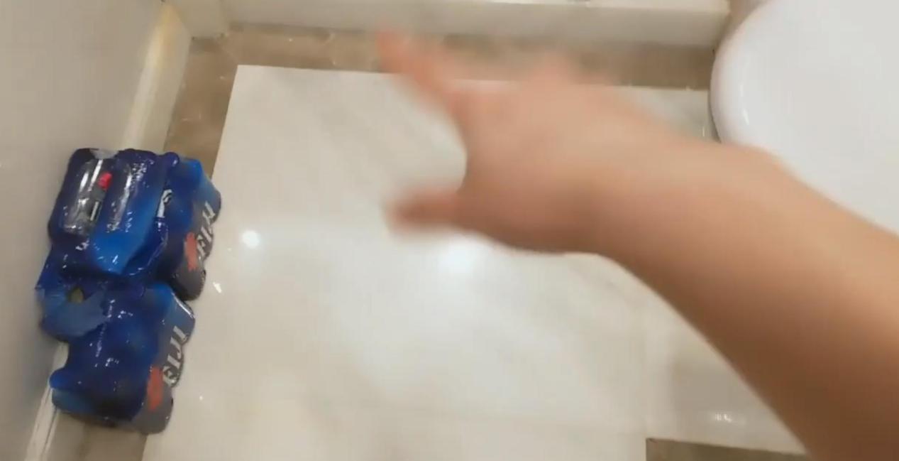 私密物品大公開！正妹直播主曝光「超凌亂空間」　網嚇歪：也太誇張