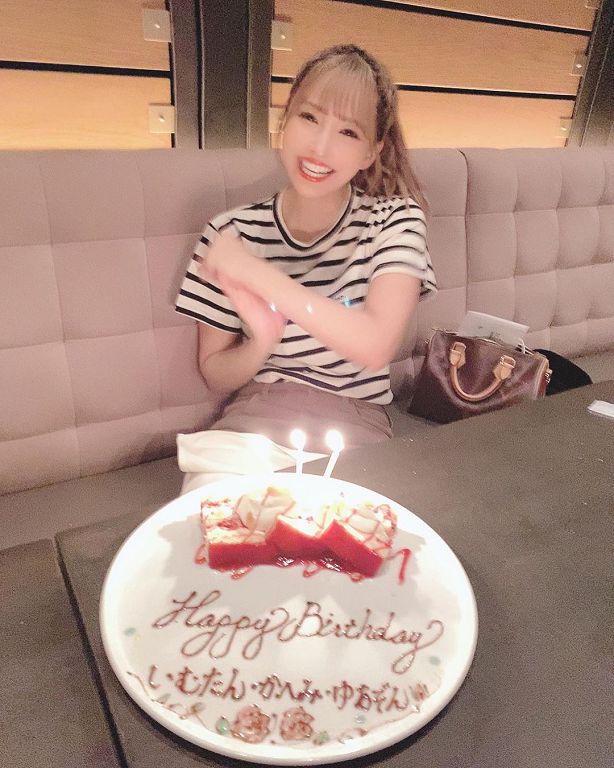 不甩手越祐也！三上悠亞慶27歲生日　「完全不穿」泡澡照曝光