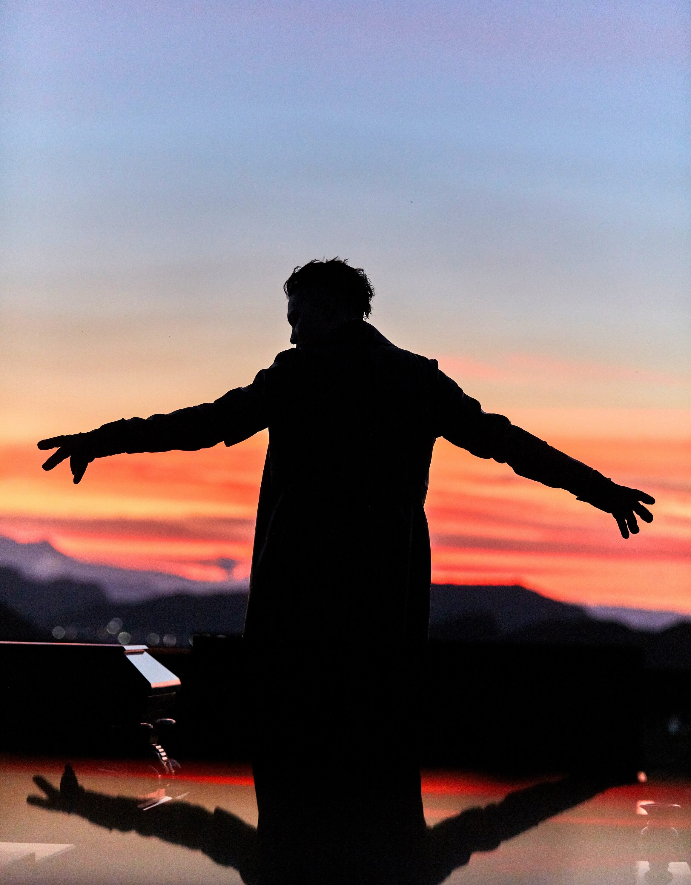 J.Sheon「親自設計單曲封面」　笑稱：我把預算省給導演！