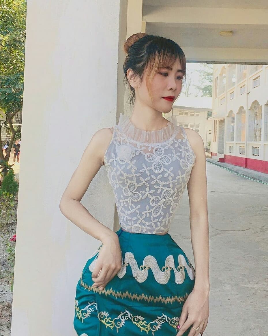 差點打破世界紀錄!網紅小蠻腰「史上最魔鬼」 網嚇歪:肋骨都拿掉了?