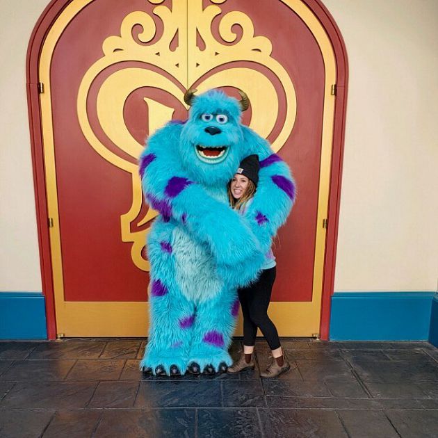 掰了大眼圓臉!《怪獸電力公司》阿布熬過「重大手術」 肌肉全炸出