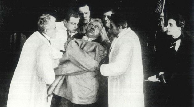 【鬼月恐怖片１】盤點6部爛番茄最高分電影！《逃出絕命鎮》只排第三「冠軍絕對嚇破膽」