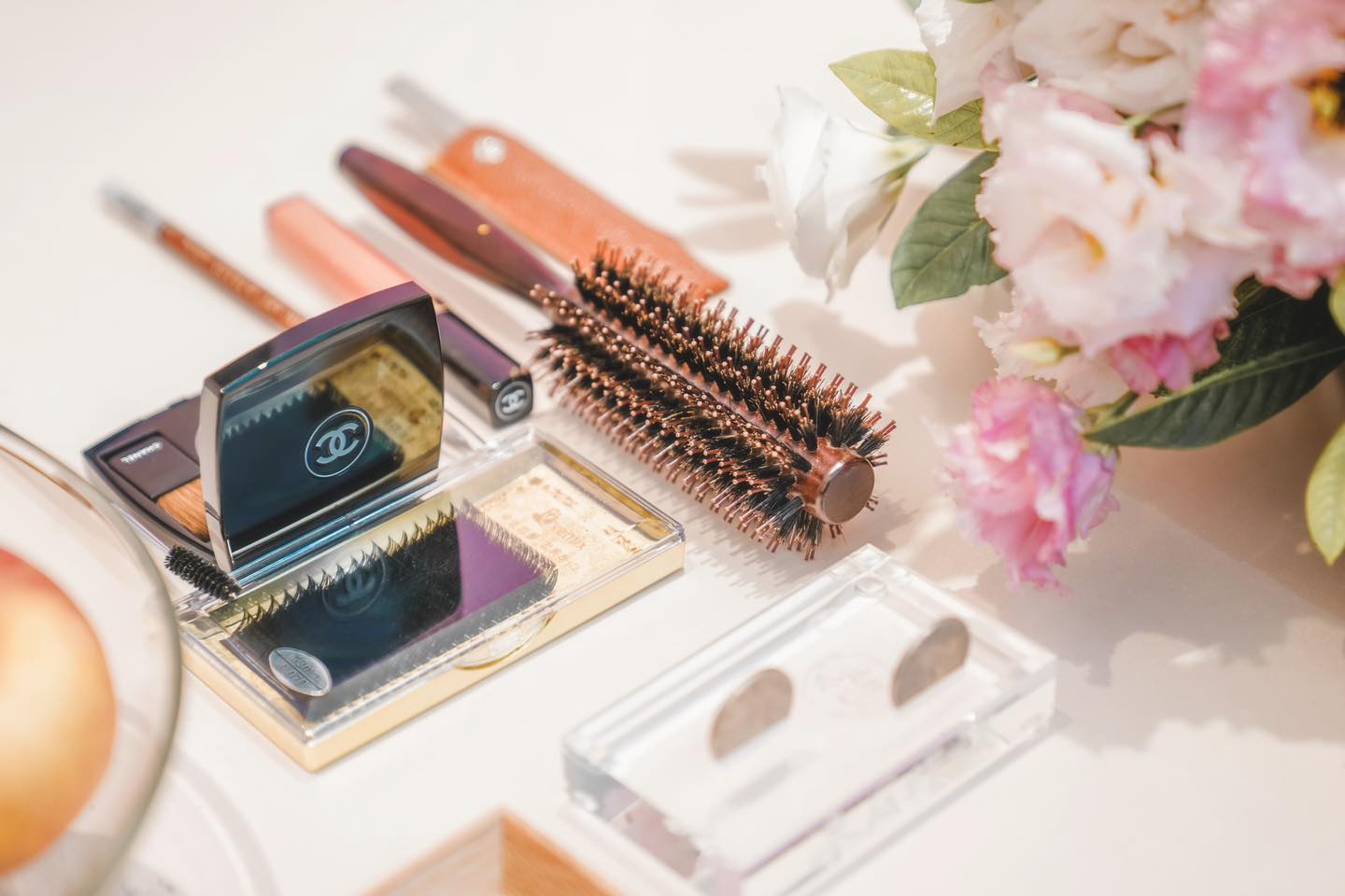 羅霈穎靈堂設計優雅大方  親友曝「換遺照」原因