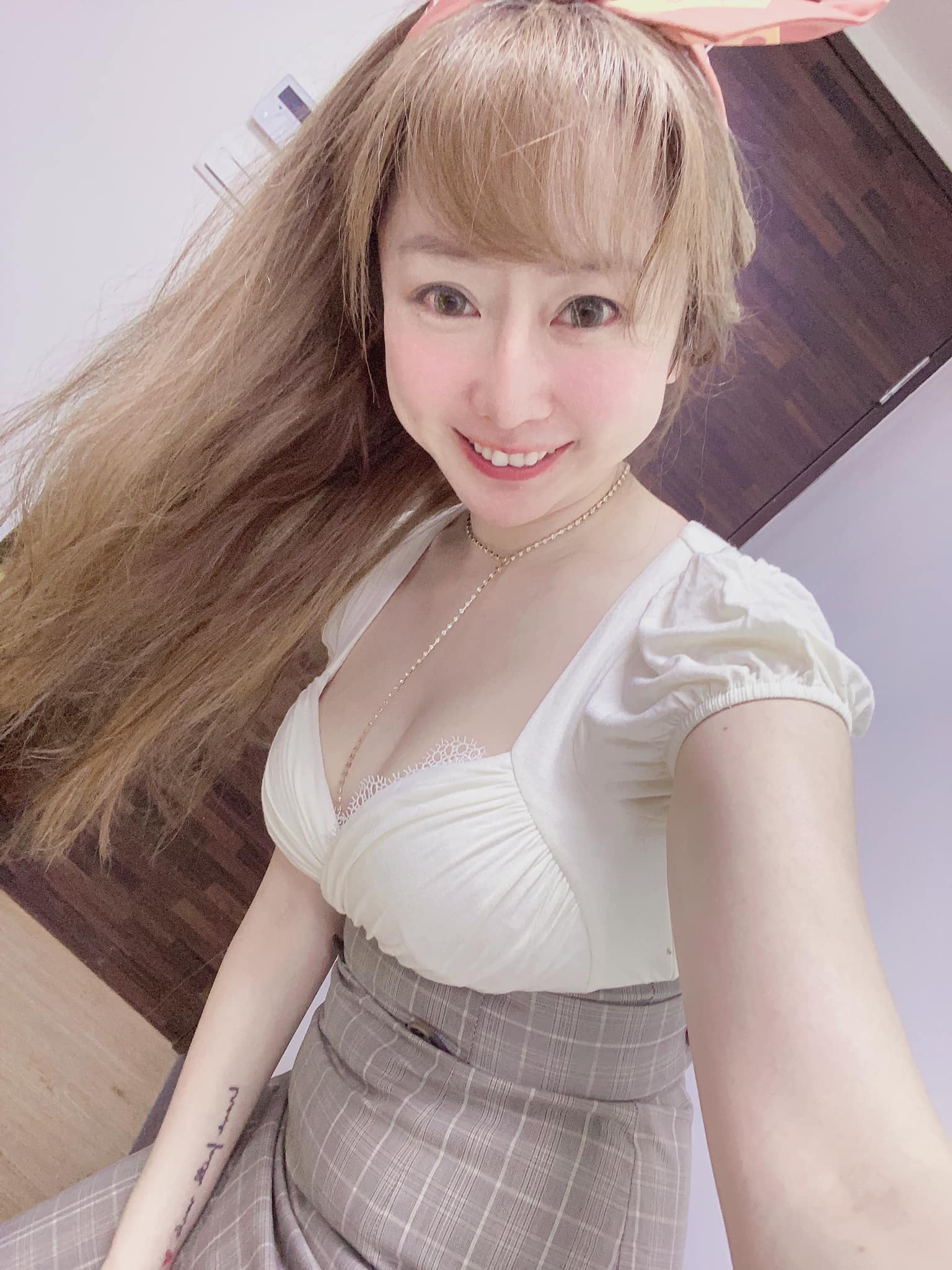 想免費幫飯店宣傳遭拒:形象不符 T妹爆氣怒飆「跩啥小」遭陳沂狠酸