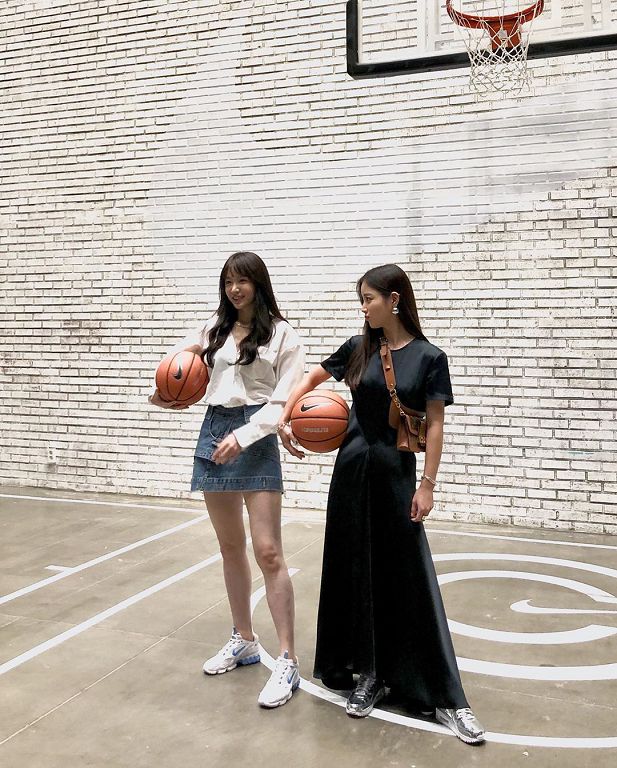 狠甩整形風波！Hani「妹妹頭+黑色捲髮」打籃球　網：終於回來了