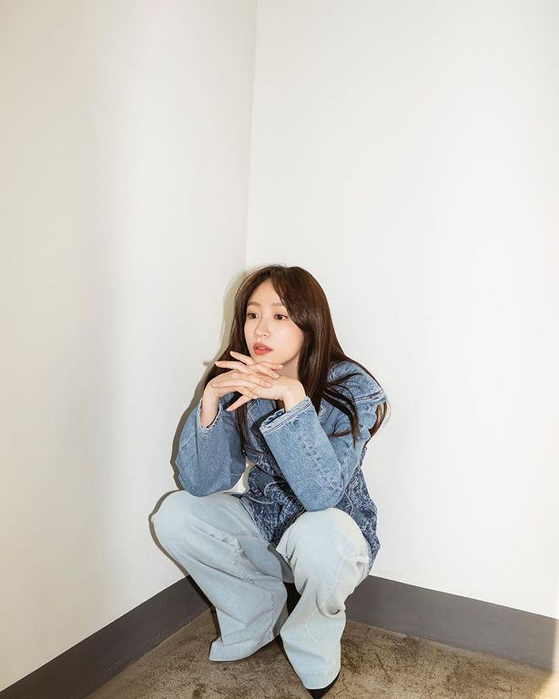 狠甩整形風波！Hani「妹妹頭+黑色捲髮」打籃球　網：終於回來了