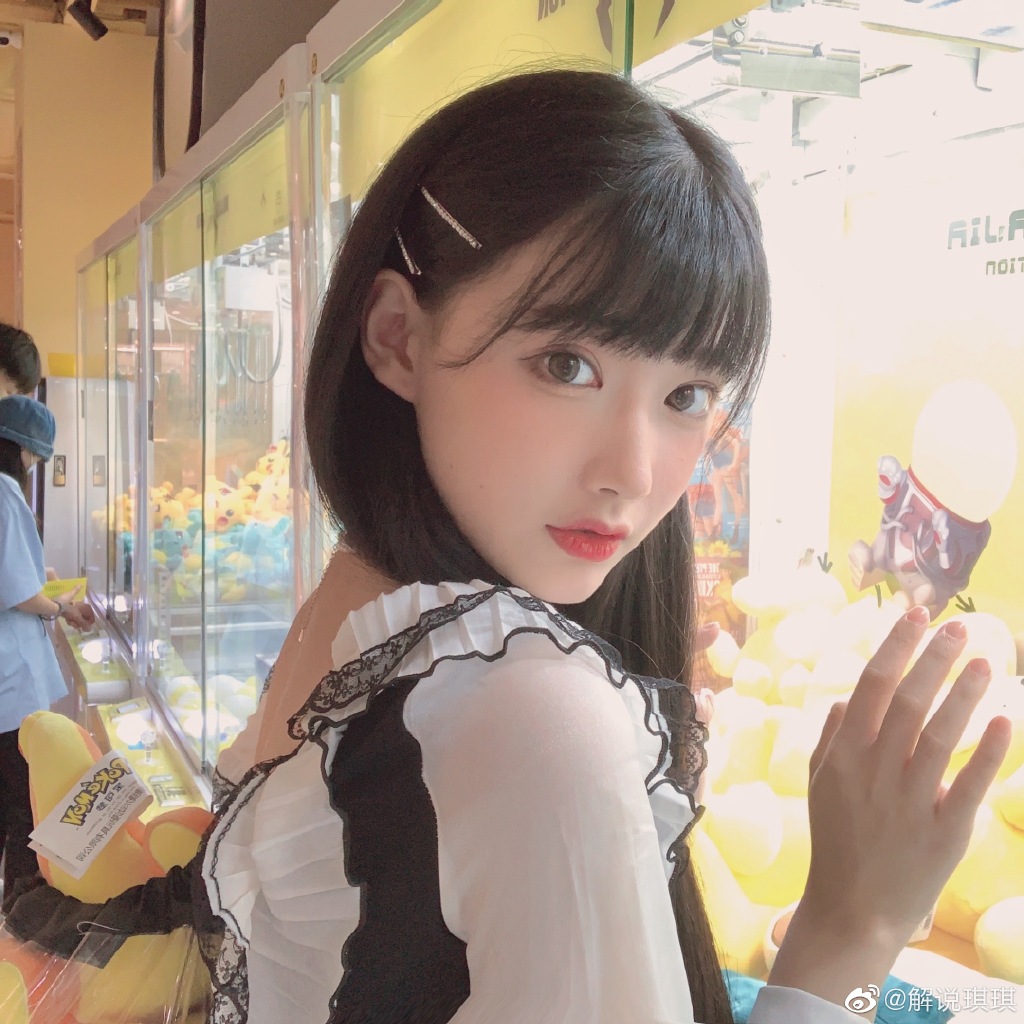 土妹蛻變天鵝!正妹解說「舊照曝光」 網嚇歪:也差太多!