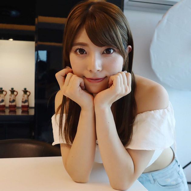 終於不騙了！上原亞衣「妹妹曝光」　網狂問：看過姊姊影片嗎？