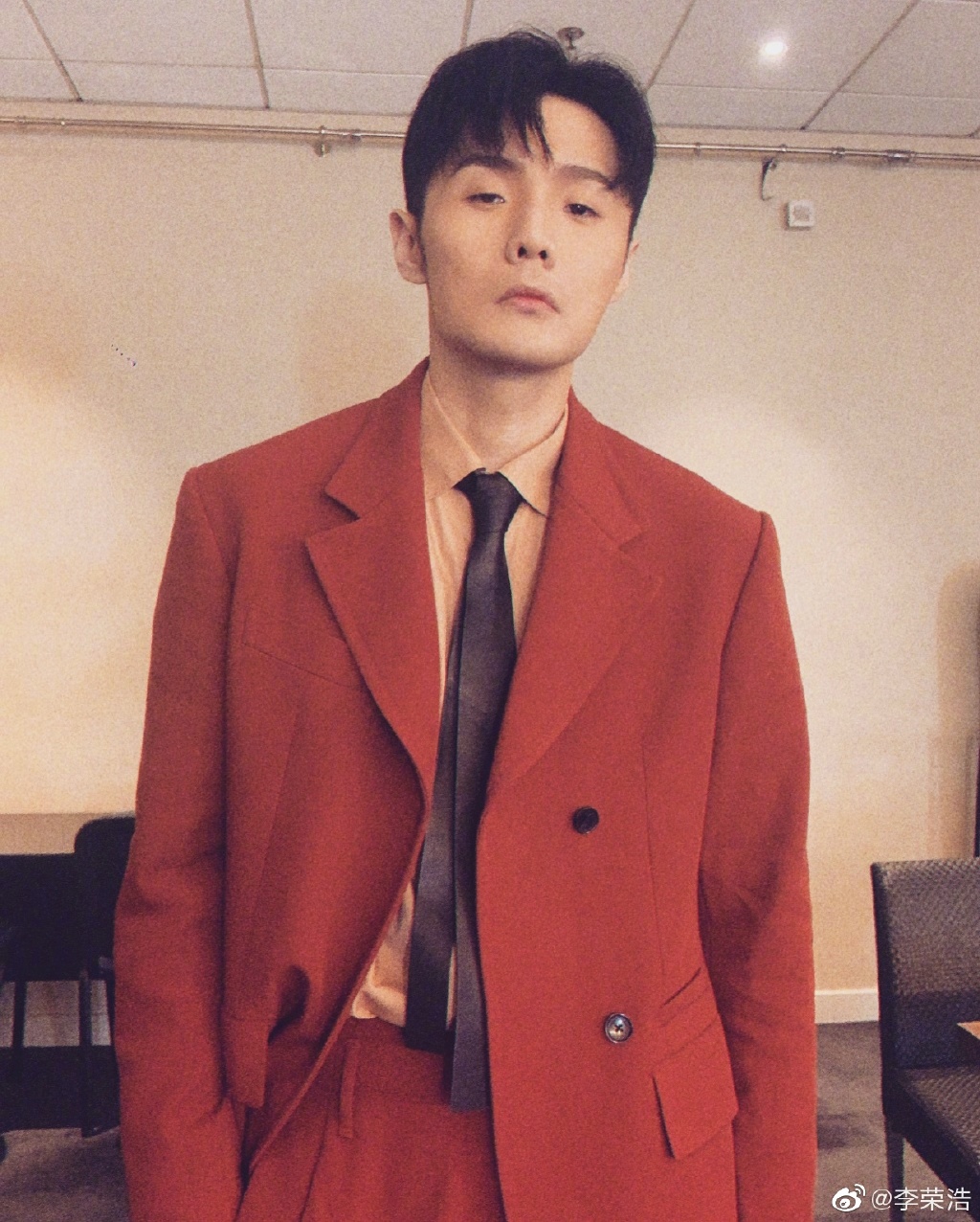 神撞臉！單眼皮橘貓「小眼睛100%複製」　網笑歪：是你嗎榮浩？