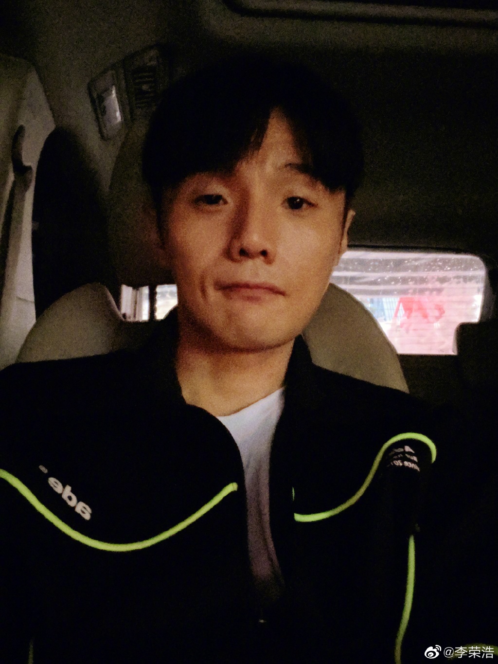 神撞臉！單眼皮橘貓「小眼睛100%複製」　網笑歪：是你嗎榮浩？