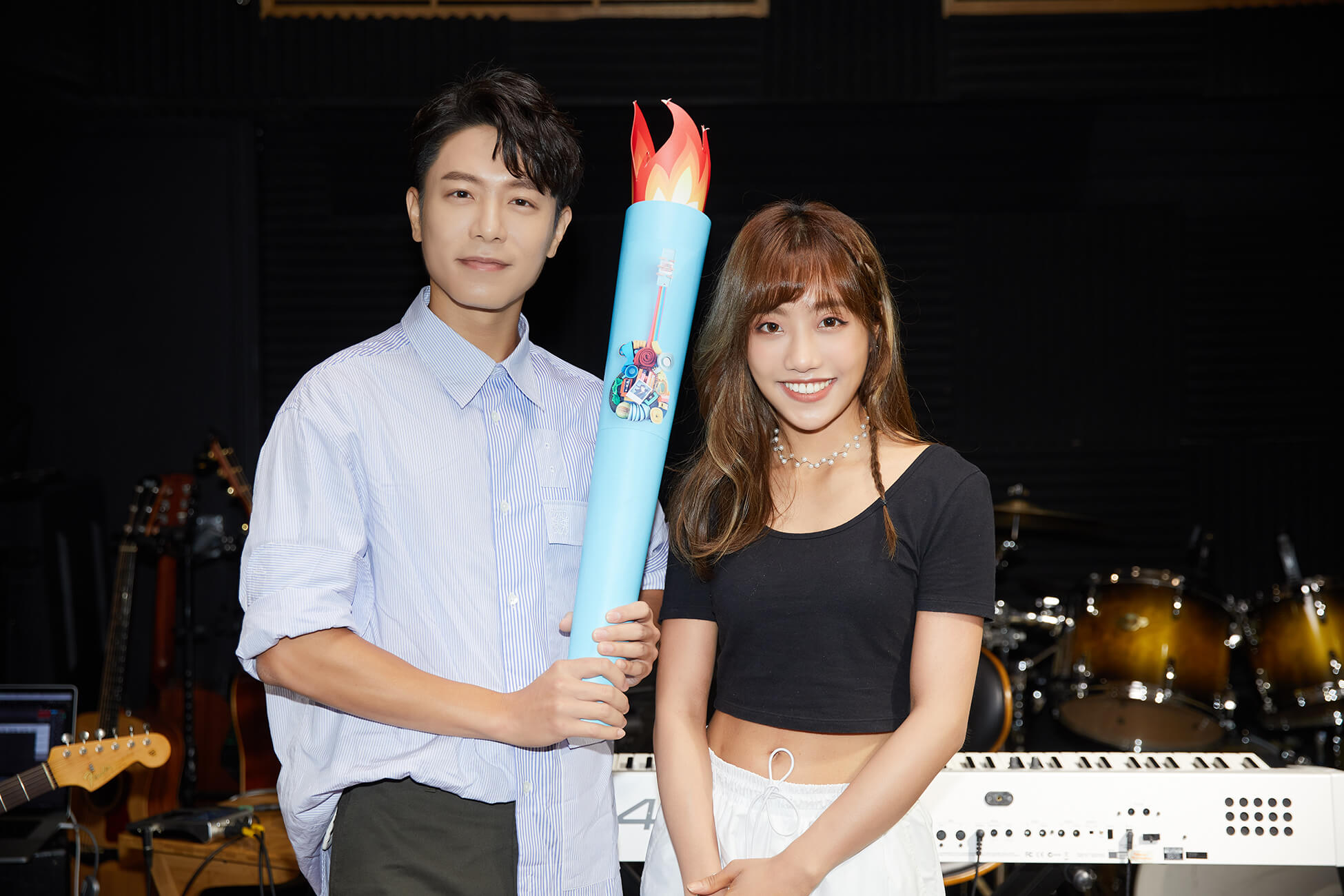 韋禮安「驚喜探班蔡佩軒」　傳遞聖火：演出一定會非常成功！