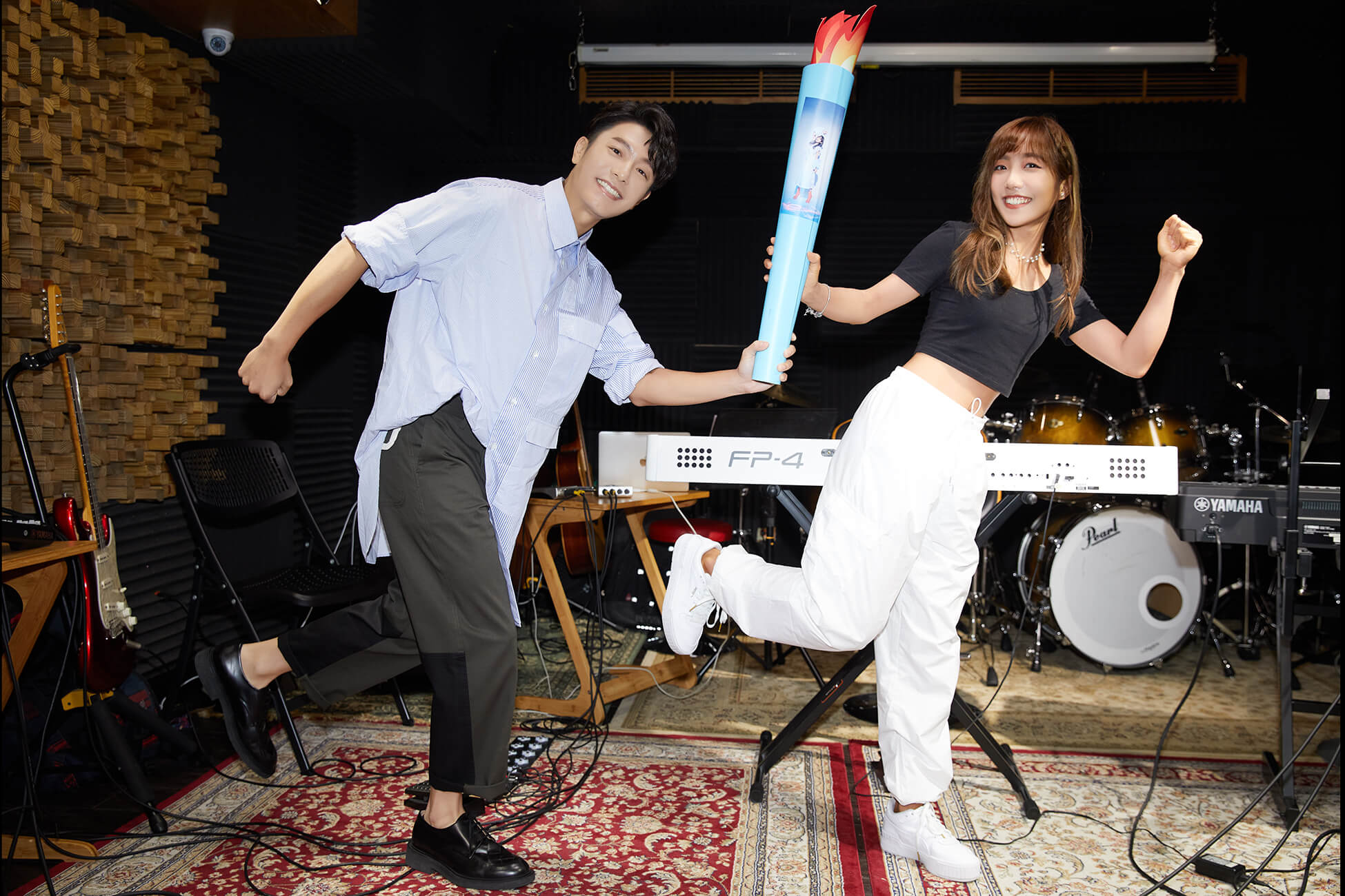 韋禮安「驚喜探班蔡佩軒」　傳遞聖火：演出一定會非常成功！