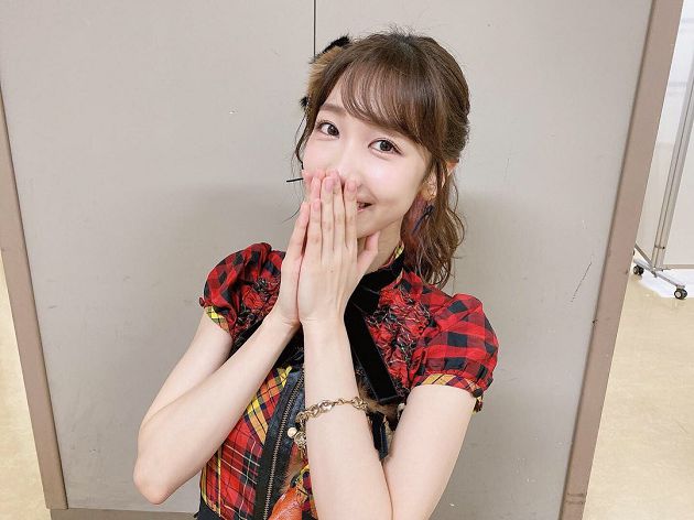 越解釋越糟!AKB48人氣成員爆「溫泉背後抱」 手越祐也加碼:是3男1女