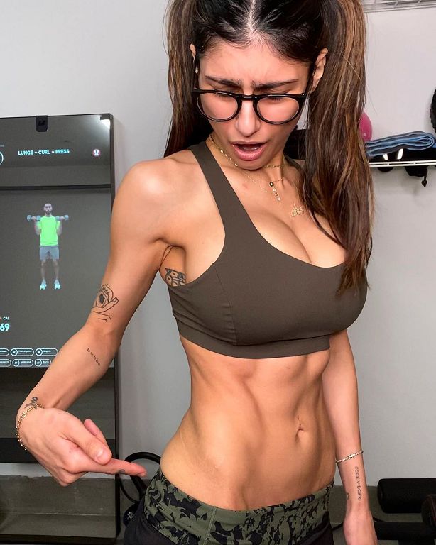 一天就破294萬!「世界第一女優」拍賣招牌眼鏡:為了黎巴嫩