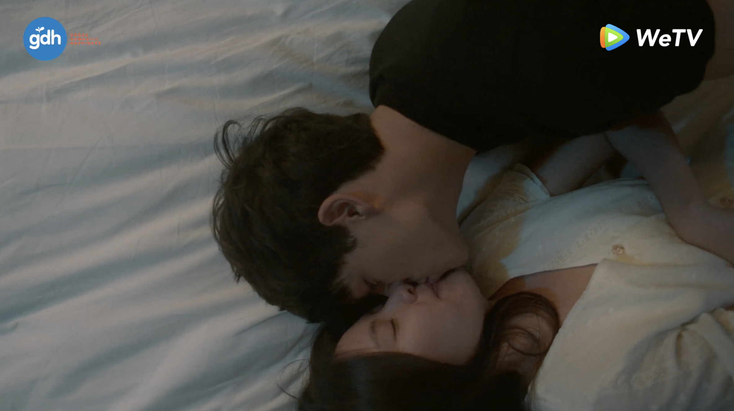 泰劇《模犯生》祭出重口味!高中生小倆口雙雙出軌 配角阿派偷吃學姊