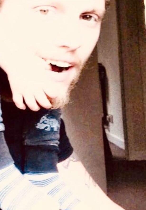 悚！房子怪事不斷「合照冒詭異人影」　網放大一看：是長髮女！