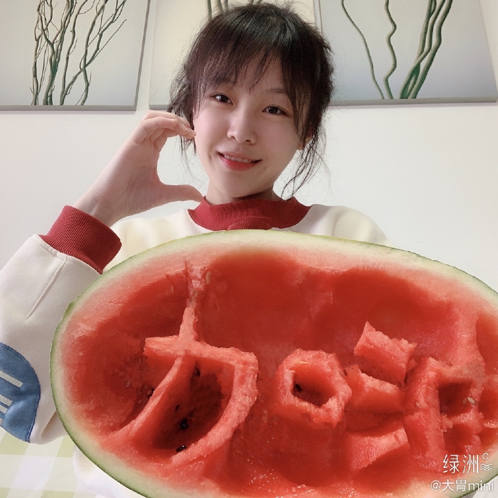 終於承認假吃!大胃王少女「慘被封殺」 網罵爆:說謊精!