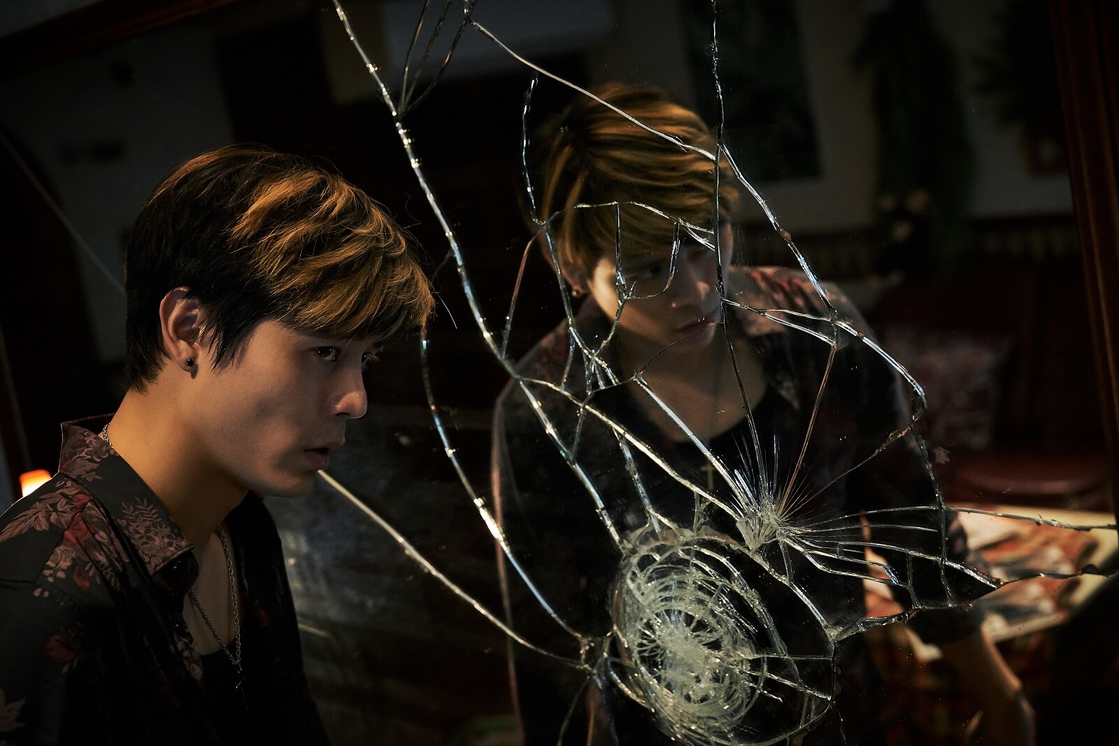 男演員與小薰「拍床戲爆哭想吐」　導演喊卡也沒用：當下哭到不行！