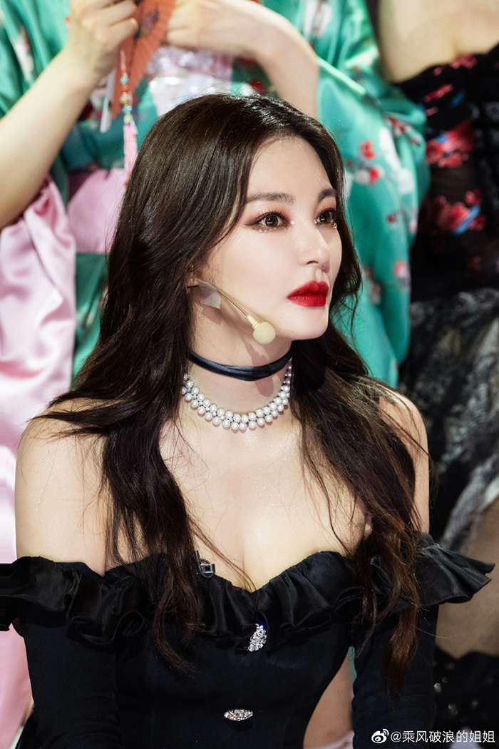 《長江七號》「袁老師」舊照出土!「眼睛縮小二分之一」 網傻眼:肯定有整