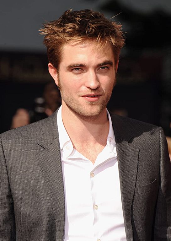 變色片又吐舌!羅伯派汀森甩《暮光之城》形象裝可愛 網看歪:這誰?