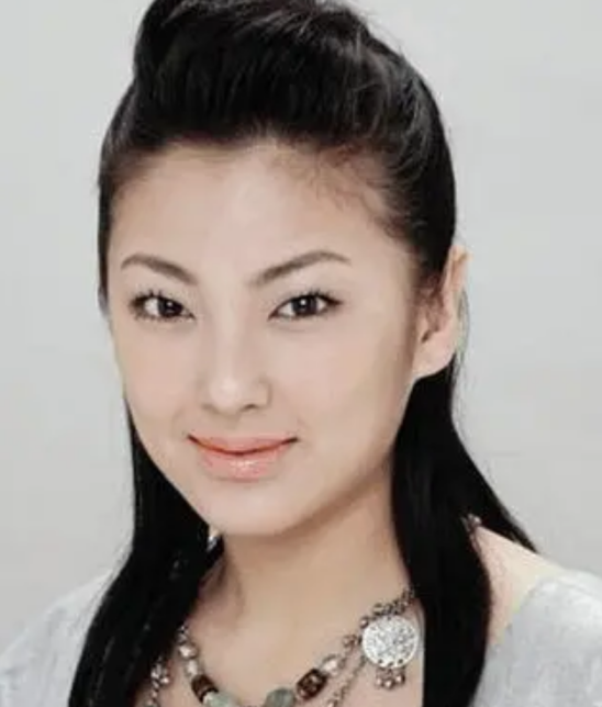 《長江七號》「袁老師」舊照出土!「眼睛縮小二分之一」 網傻眼:肯定有整