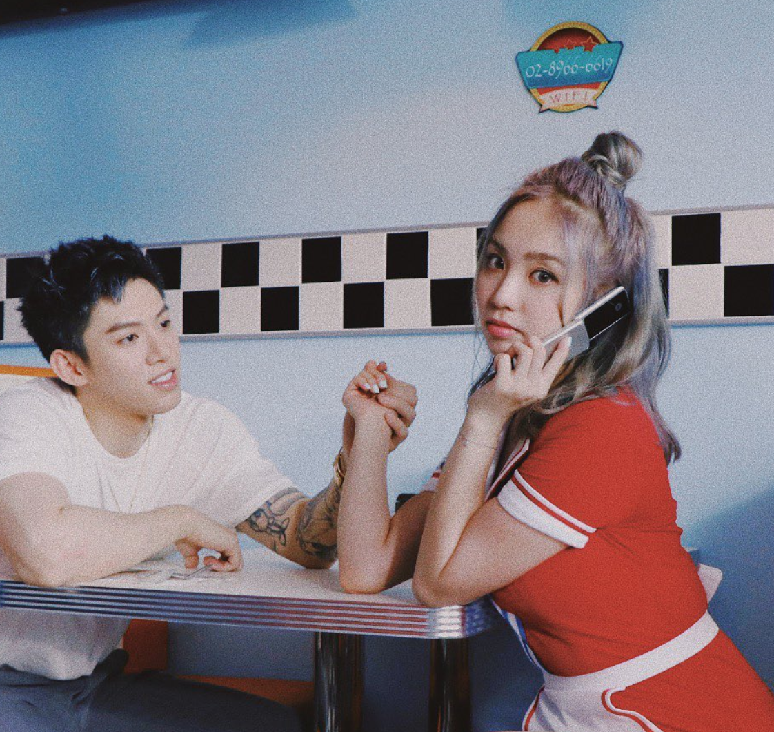 「要你所有4am calls ♡」 陳芳語緊貼男友胸口甜蜜「灑狗糧」 網虧:比哈們哥帥多了