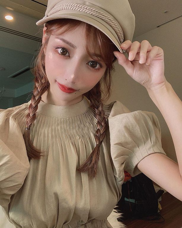 明日花綺羅尬I級蘿莉！第一天就拍「私密戲」：其實我很害羞