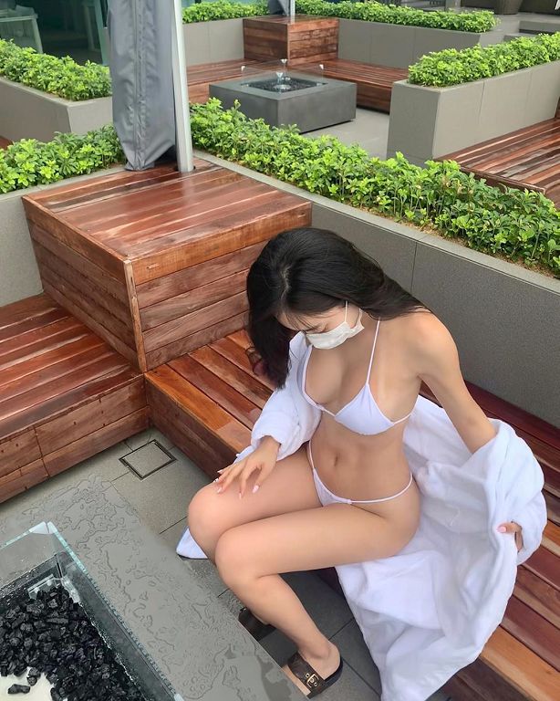 武漢肺炎衝擊！ㄦ字腰女神大街「口罩＋比基尼」：什麼時候結束？