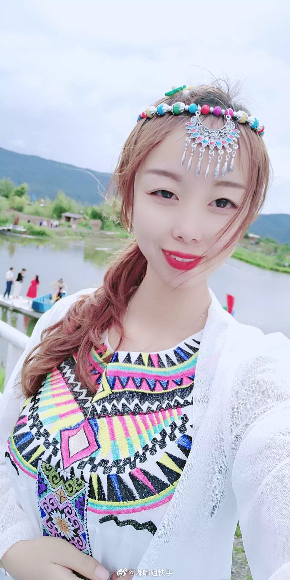 「快手嘟嘟姐」近況曝光！2年後「暴牙凸嘴」消失　網全嚇歪：美炸！