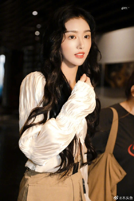 認不出！孔雪兒「掰了妹妹頭」新髮型曝光　網：好像趙小棠！