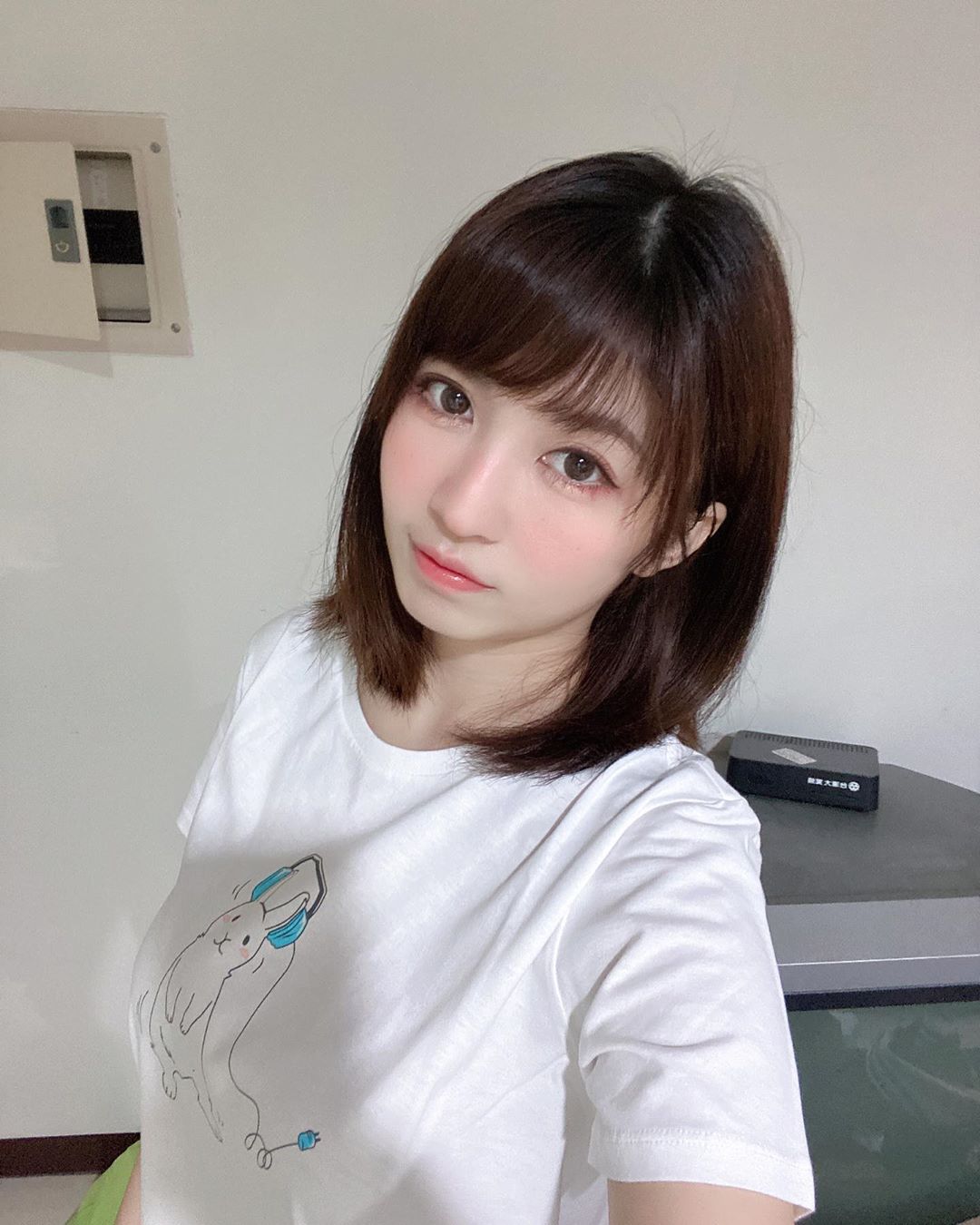 正妹網紅爆「劈腿黑歷史」!帶小王回前男友家 網:悲摧工具人