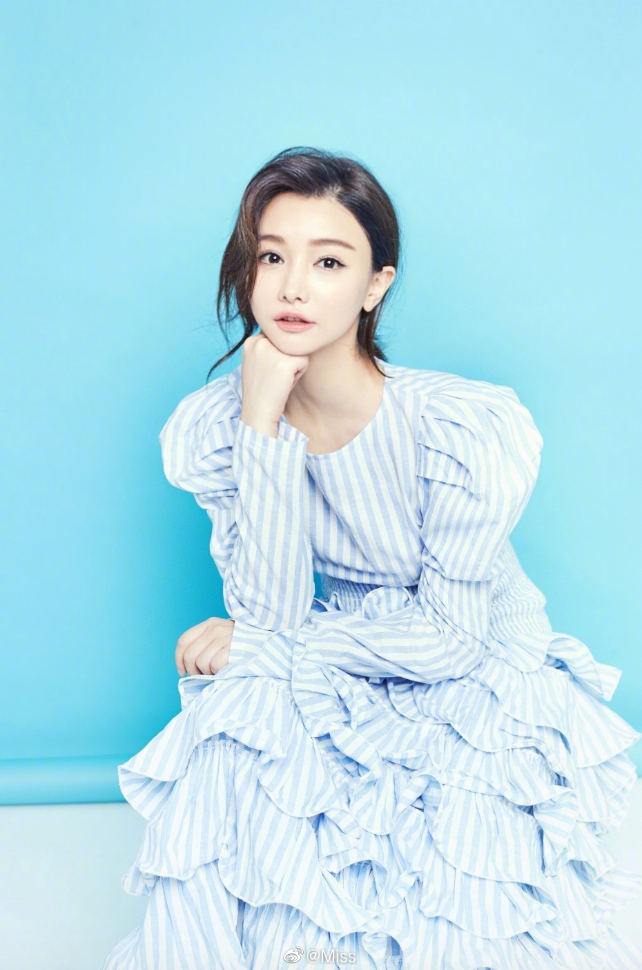 一次狂灑200萬！實況正妹「乾爹被起底」：各大榜一常客